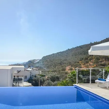 Sleeps 10 Pool Air Con Wifi Villa *