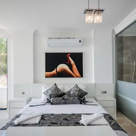 Sleeps 10 Pool Air Con Wifi Villa *