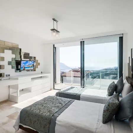Villa Sleeps 10 Pool Air Con Wifi Kalkan